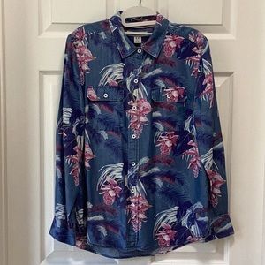 Tommy Bahama long sleeved collared floral shirt